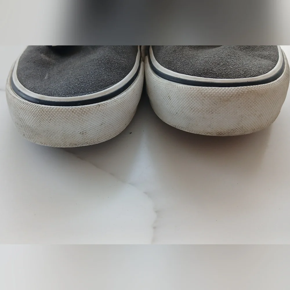 Vans Atwood Deluxe Skate Shoes Men’s Size 8 Gray Suede Two Tone